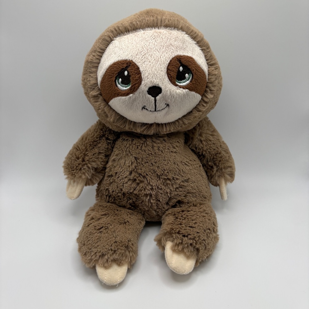 Aurora Precious Moments -Sammy Sloth 8.5" Super Soft 2021 (SKU: 579TO)